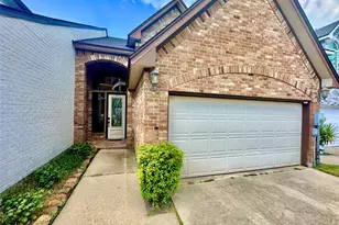 11471 Ketch Ct, Willis, TX 77318 - Photo 2