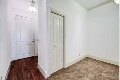 2510 Travis Street #202, Houston, TX 77006 - Photo 8