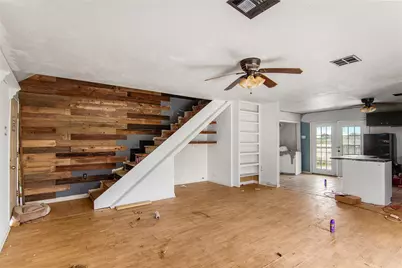 318 Dehart Street, Liverpool, TX 77577 - Photo 10