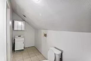 318 Dehart St, Liverpool, TX 77577 - Photo 18
