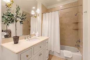 2820 Ferndale St, Houston, TX 77098 - Photo 42