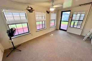 104 Trail Ride Rd, Angleton, TX 77515 - Photo 18