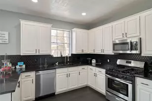 29835 Spring Terrace Dr, Spring, TX 77386 - Photo 16