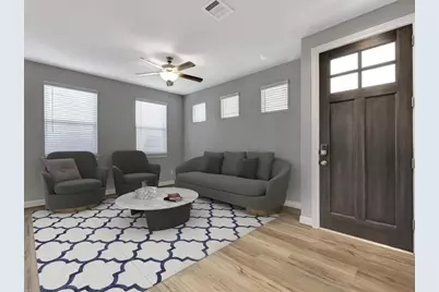 9828 Rugged Oaks Drive, Houston, TX 77080 - Photo 6