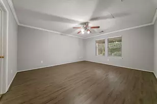 7435 Superior Dr, Baytown, TX 77521 - Photo 8
