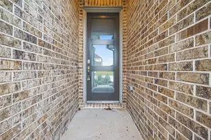 8619 Gleaming Vlg Wy, Richmond, TX 77406 - Photo 4