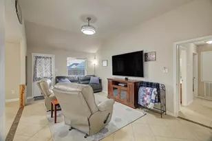 212 Hickory St, Sweeny, TX 77480 - Photo 6