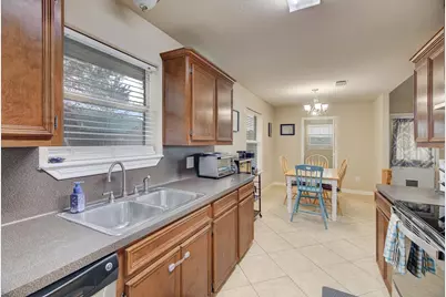 212 Hickory Street, Sweeny, TX 77480 - Photo 16