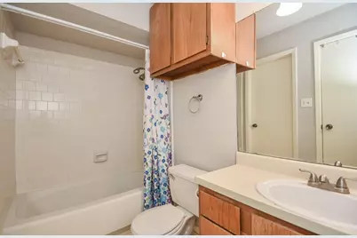 10855 Meadowglen Lane #629, Houston, TX 77042 - Photo 18