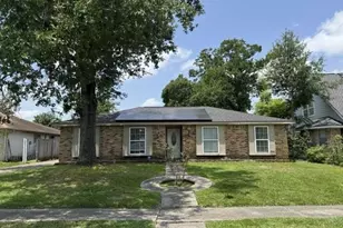 11111 Sagecrest Ln, Houston, TX 77089 - Photo 2