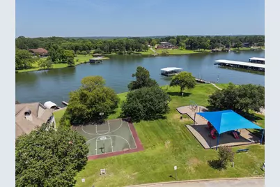 6979 Breezy Point, Willis, TX 77318 - Photo 32