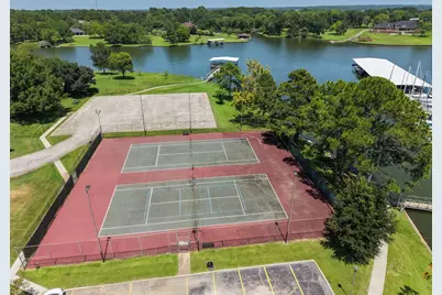 6979 Breezy Point, Willis, TX 77318 - Photo 32