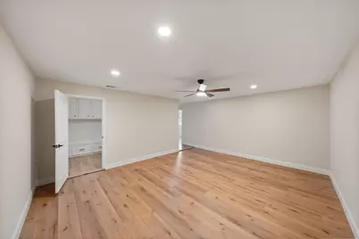 6979 Breezy Point, Willis, TX 77318 - Photo 14