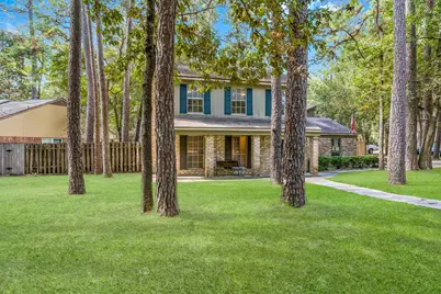 2015 E Lacey Oak Circle, The Woodlands, TX 77380 - Photo 2