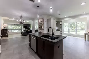 14 Lakeview Manor, Huntsville, TX 77340 - Photo 16