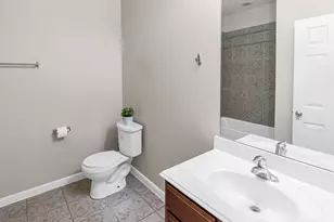 11103 Avery Oaks Ln, Richmond, TX 77406 - Photo 8