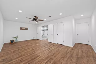 10720 Royal Forest Dr, Conroe, TX 77303 - Photo 10