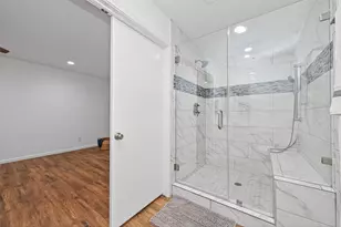 10720 Royal Forest Dr, Conroe, TX 77303 - Photo 12