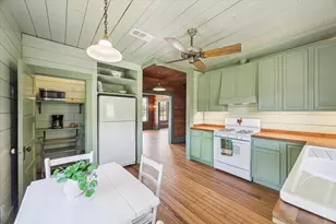 618 Bayridge Rd, La Porte, TX 77571 - Photo 18