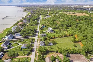 618 Bayridge Rd, La Porte, TX 77571 - Photo 38