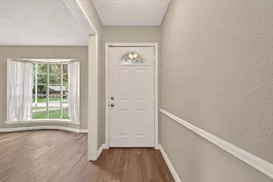 1519 Hitherfield Dr, Sugar Land, TX 77498 - Photo 16