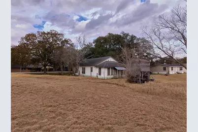 7615 Avenue J, Beasley, TX 77417 - Photo 40