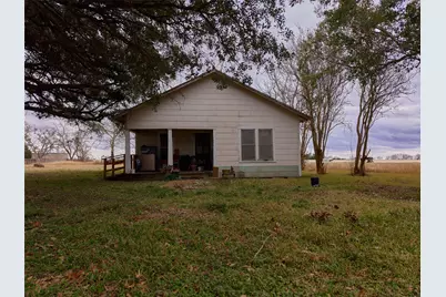 7615 Avenue J, Beasley, TX 77417 - Photo 2