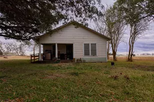 7615 Avenue J, Beasley, TX 77417 - Photo 2
