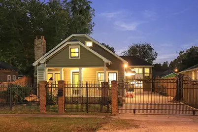 734 12th 1/2 Street #A, Houston, TX 77008 - Photo 2