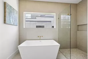 729 W 21st St, Houston, TX 77008 - Photo 28