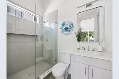 729 W 21st Street #A, Houston, TX 77008 - Photo 8