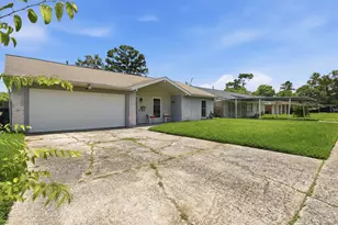 10130 Woodwick St, Houston, TX 77016 - Photo 32