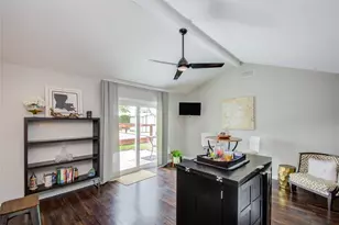10130 Woodwick St, Houston, TX 77016 - Photo 12