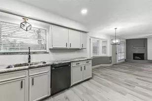 1805 Sleepy Creek Way, Pearland, TX 77581 - Photo 14