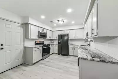 1805 Sleepy Creek Way, Pearland, TX 77581 - Photo 10