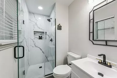 1805 Sleepy Creek Way, Pearland, TX 77581 - Photo 20