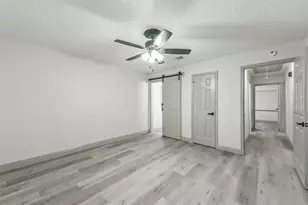 1805 Sleepy Creek Way, Pearland, TX 77581 - Photo 18