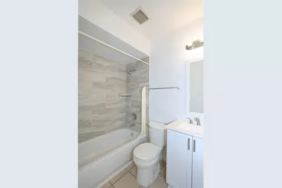 720 Memorial Mews Street #B, Houston, TX 77079 - Photo 10