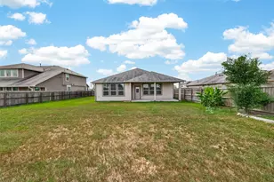 207 White Wing Ln, Sealy, TX 77474 - Photo 30