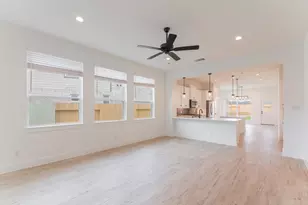 10631 Wild Chives, Conroe, TX 77385 - Photo 6