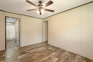 3011 Simmons St, Huntsville, TX 77320 - Photo 16