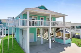 930 Eastview, Crystal Beach, TX 77650 - Photo 4
