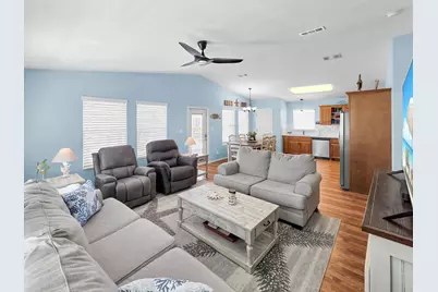 930 Eastview, Crystal Beach, TX 77650 - Photo 8