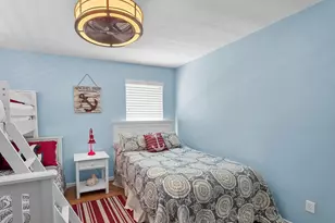 930 Eastview, Crystal Beach, TX 77650 - Photo 16