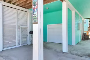 930 Eastview, Crystal Beach, TX 77650 - Photo 34