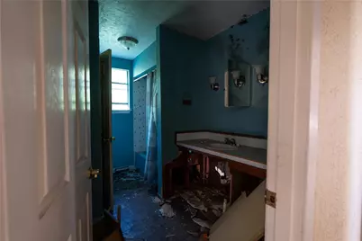 9006 Blueberry Street, Houston, TX 77049 - Photo 2