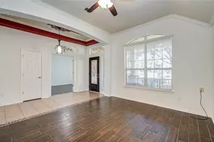 10714 Barker Lake Ct, Cypress, TX 77433 - Photo 4