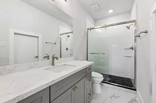 12318 Boheme Dr, Houston, TX 77024 - Photo 42
