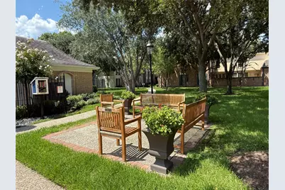 7517 Olympia Drive, Houston, TX 77063 - Photo 36