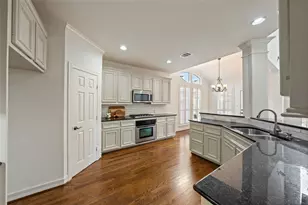 1250 Seamist Dr, Houston, TX 77008 - Photo 4